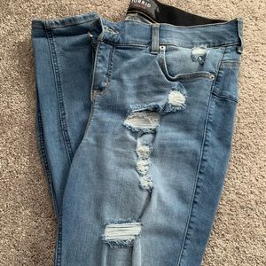 Bombshell skinny jeans from Torrid!